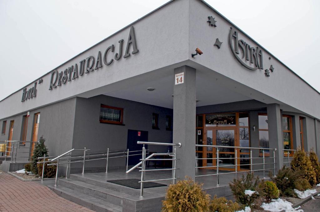 Hotel Astra Dąbrowa Górnicza Bagian luar foto